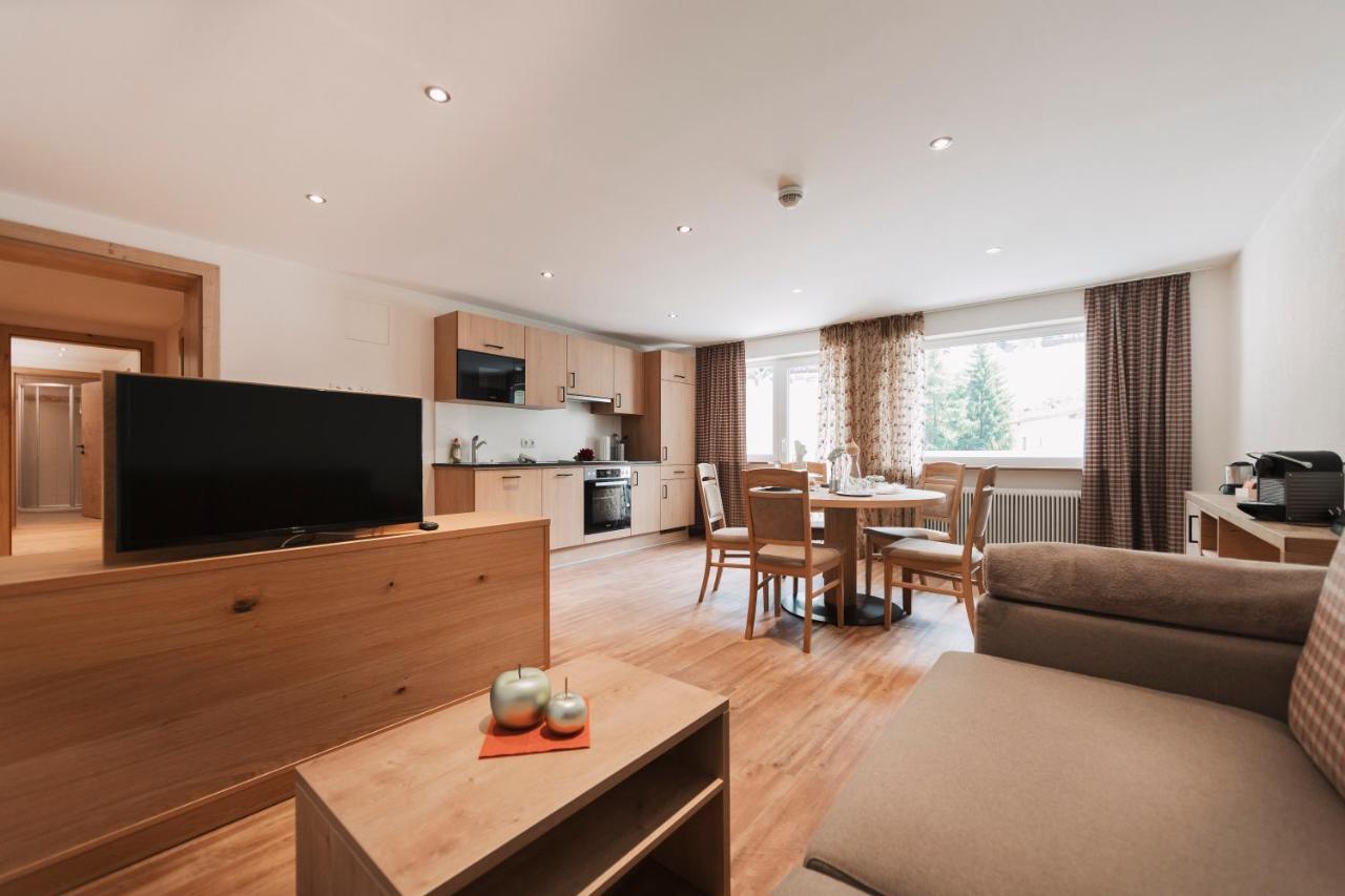 Wellness Aparthotel Panorama Alpin - Ferienwohnungen Jerzens Im Pitztal Екстериор снимка